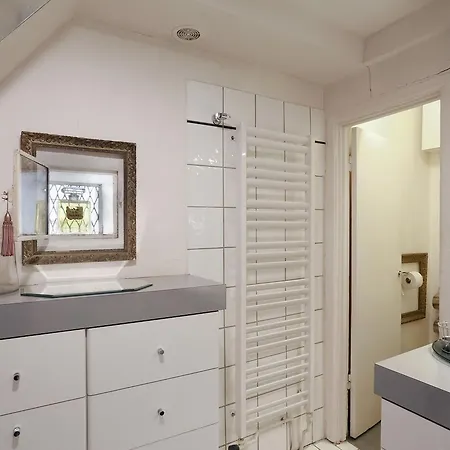 Bonne Nouvelle Daire Paris